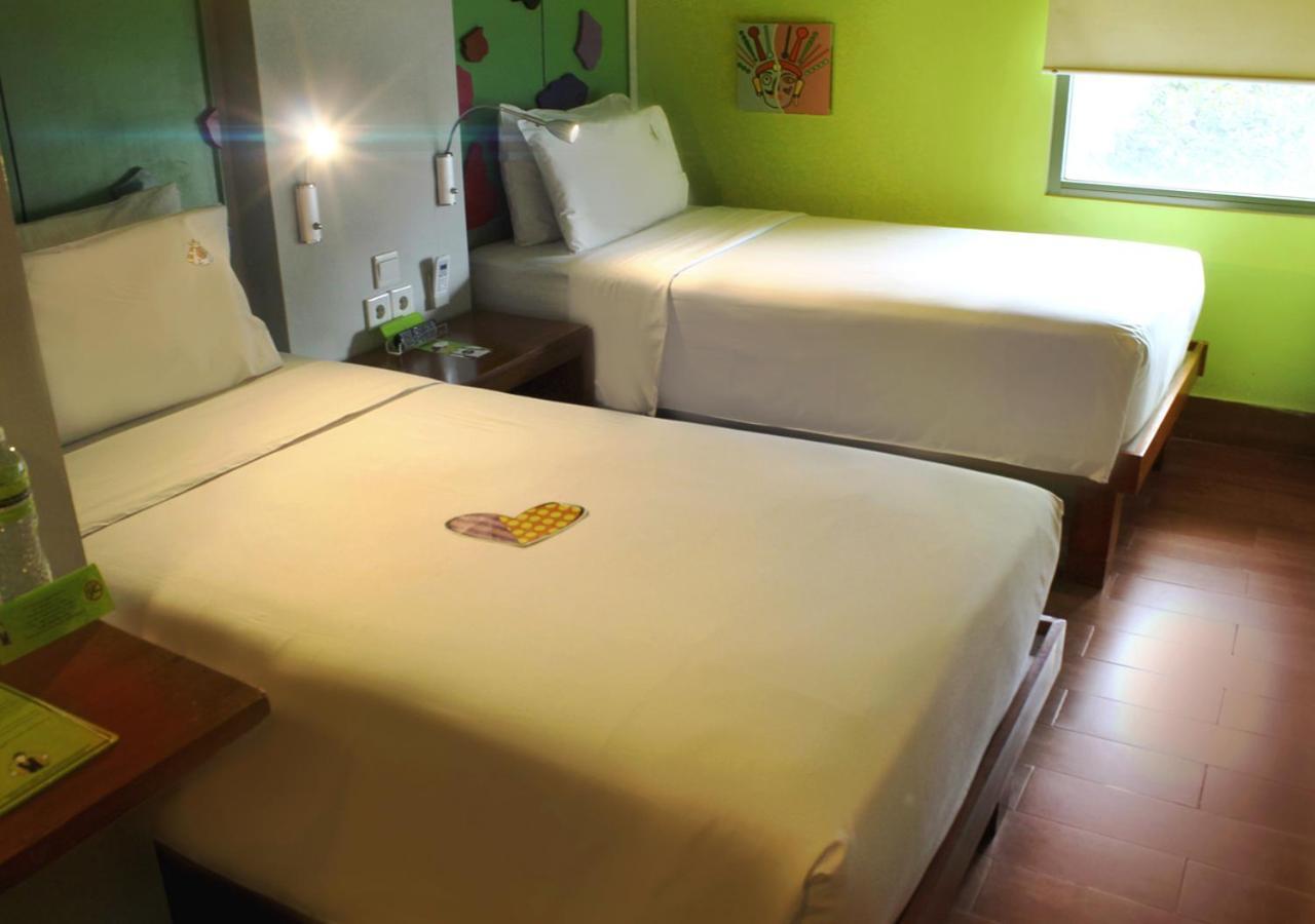 ג'קרטה Maxonehotels.Com At Sabang מראה חיצוני תמונה